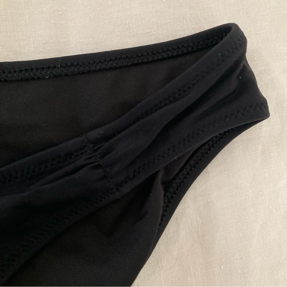 VS Ruched Front Bikini Bottom - Picture 3 of 4